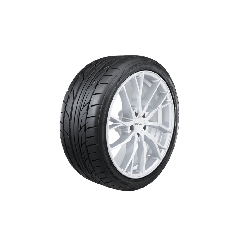 Nitto NT555 G2 245/45ZR18 100W XL 26.6