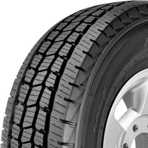 Mastercraft Courser HXT 275/65R20 (Load E)