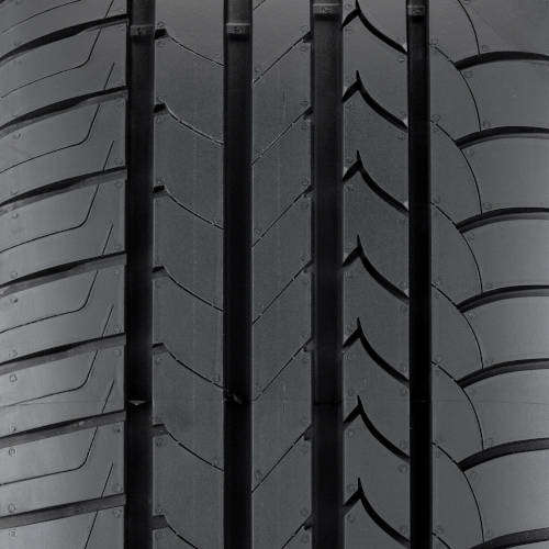 Goodyear Efficient Grip ROF 235/45R19