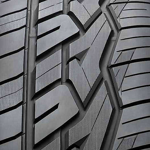 Nitto NT420V 275/45R22 (Load XL)